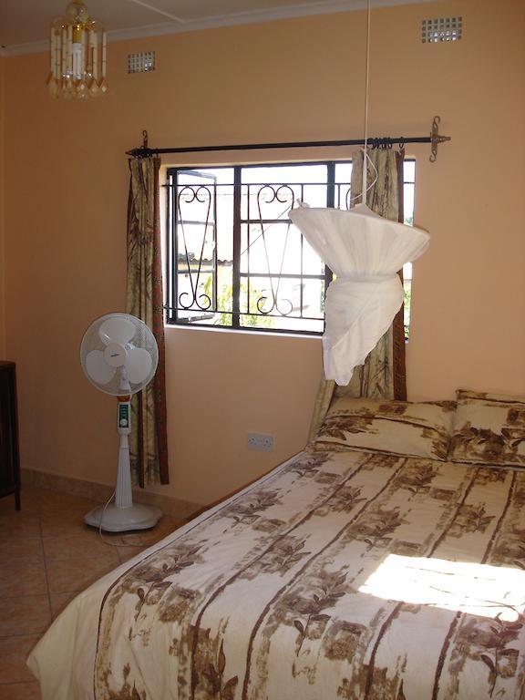The Stone Guest House Livingstone Exterior photo